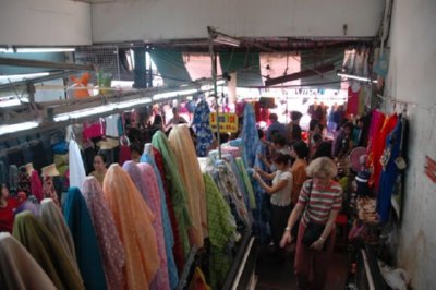 COMERCIO - MERCADILLO ROPA